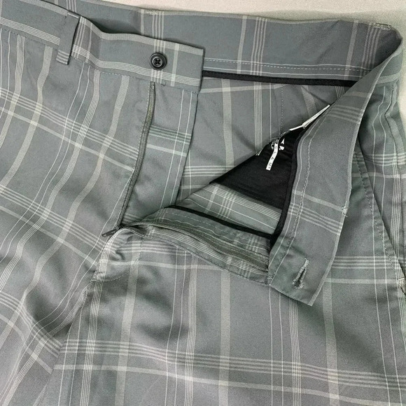 Grand Slam Plaid Bermuda Golf Shorts Lightweight Activewear Size 34 Gray Silver - Picture 6 of 11